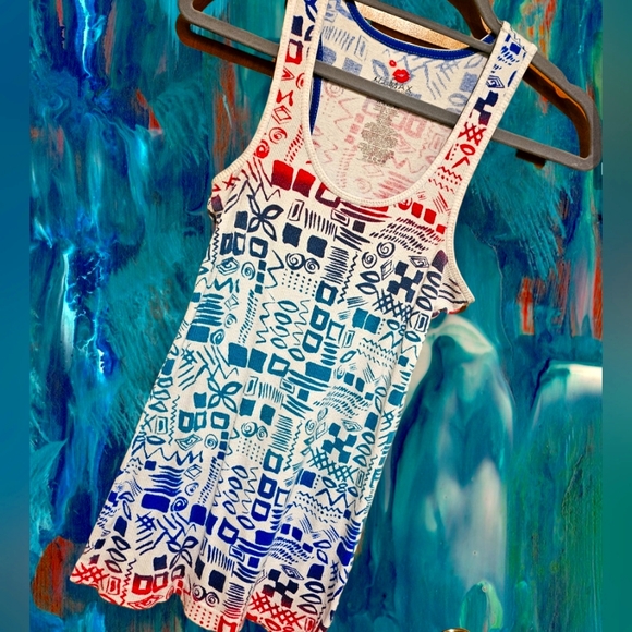 Miley Cyrus by Max Azria Tank Top Size XL - Picture 1 of 3